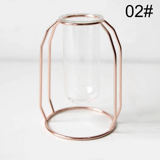 1Pc Creative Art Retro Iron Line Flowers Vase Decoration Metal Plant Holder Modern Nordic Styles Iron Vase Home Garden Ornaments